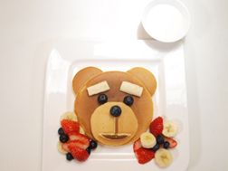 テッド Ted のパンケーキ フルーツ添え 作ったよ ユミックスブログ デイバイデイ By Yumix